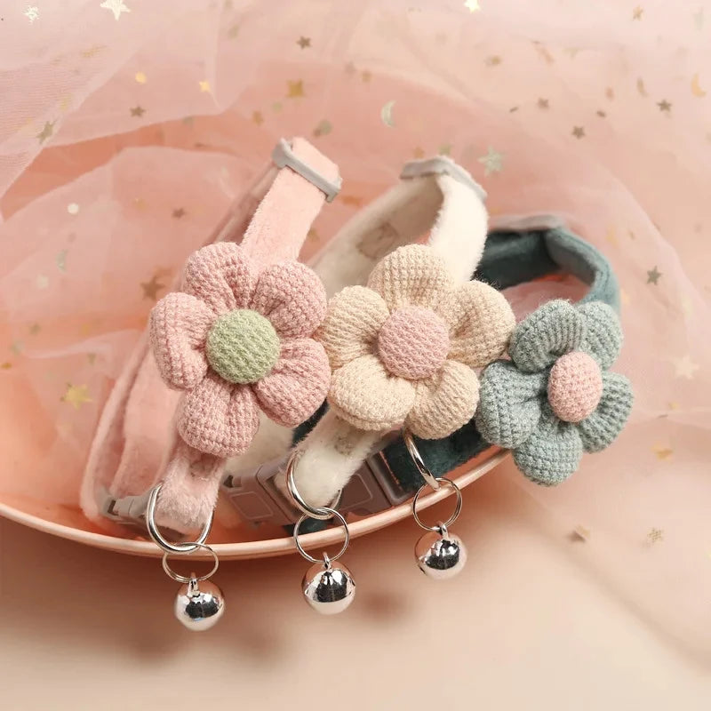 Cute Flower Adjustable Buckle Cat Collar With Bell-Catonomy-Catonomy
