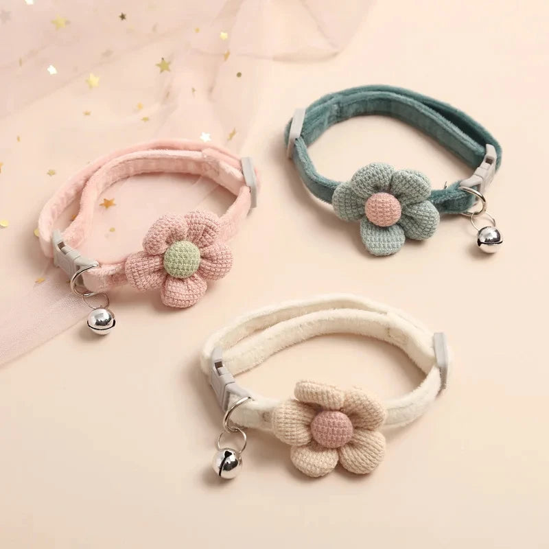 Cute Flower Adjustable Buckle Cat Collar With Bell-Catonomy-Catonomy